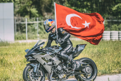 İspanya’da Kımızı Beyaz rüzgar