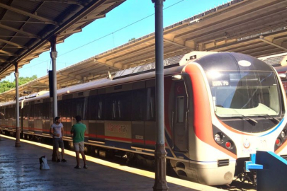 Marmaray'da bir kişi intihar etti
