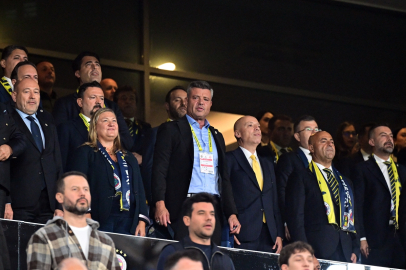 Sadettin Saran'a tribünlerden yoğun destek
