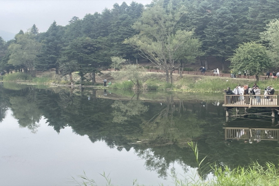 Gölcük Tabiat Parkı sonbaharda doğaseverleri ağırlıyor