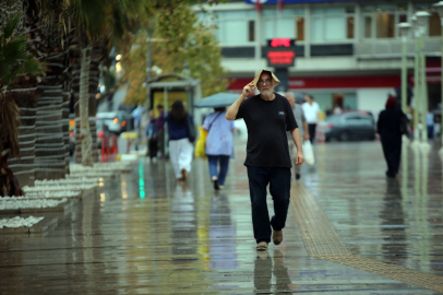 Aydın'da kuraklığın ardından ilk yağmur yağmur sevinci