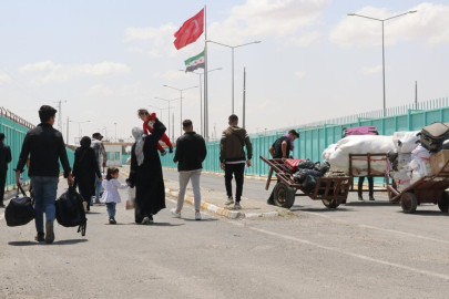 Bakan Yerlikaya açıkladı: Kaç Suriyeli ülkesine döndü?