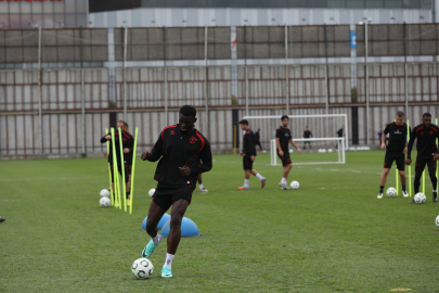 Samsunspor, UEFA Konferans Ligi Grubu'ndan çıkmak istiyor