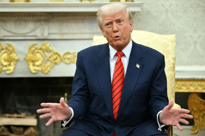 Trump, "ABD'den çalınıyor" diyerek duyurdu! Yüzde 100 vergi...