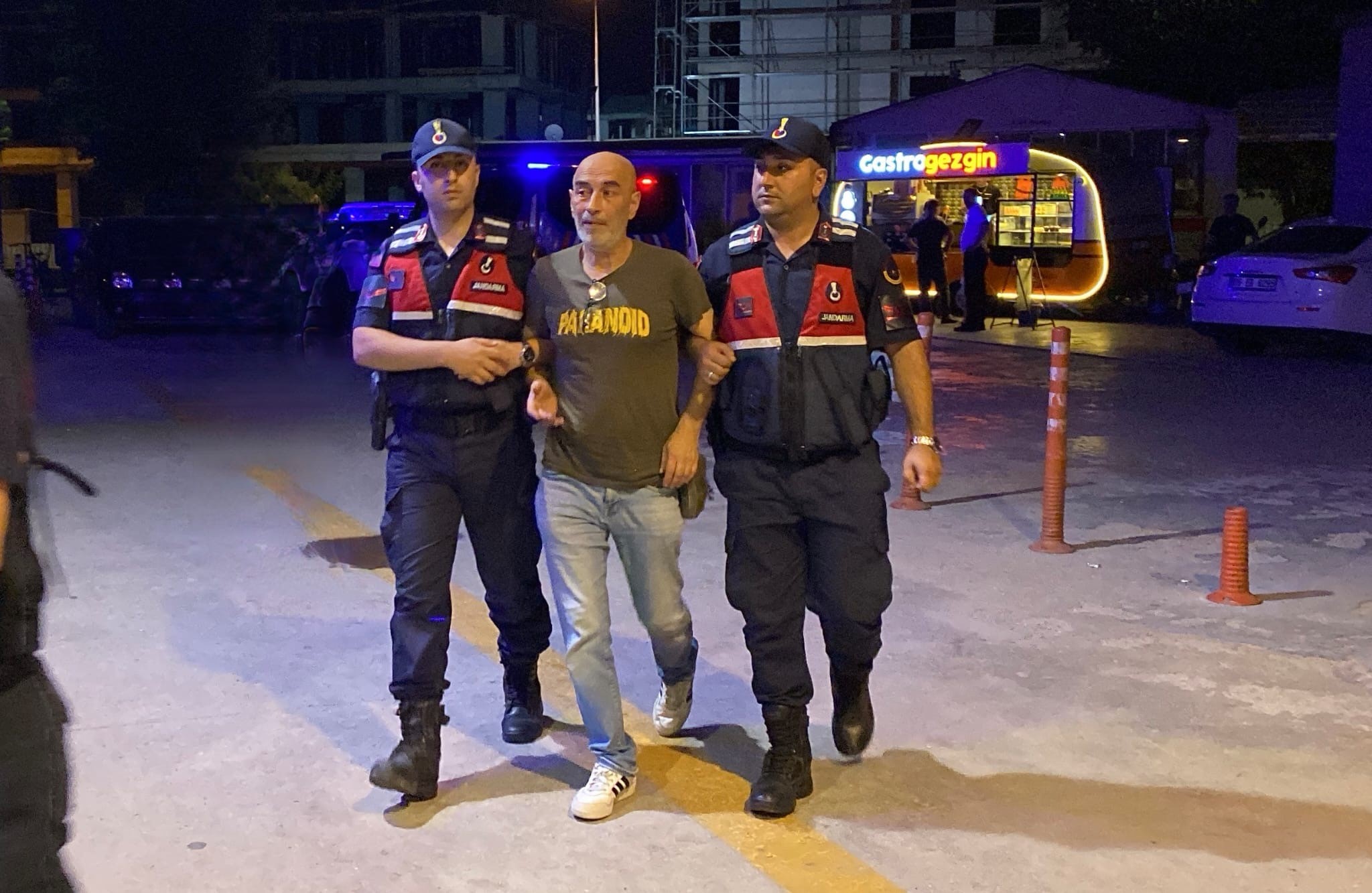 eren kazım akay