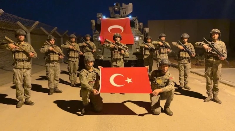Mehmetçik'ten Filenin Sultanları'na tebrik mesajı